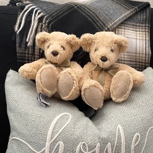 Van Cleef & Arpels Tan Teddy Bear Duo